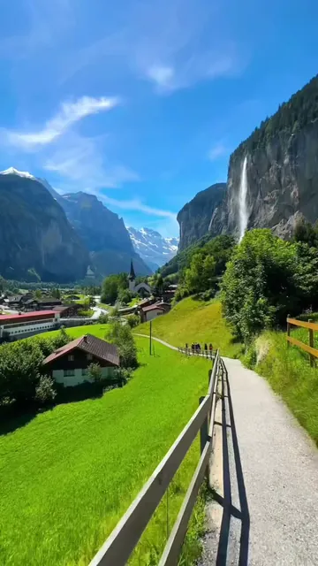 Vignette verticale de la vidéo Lauterbrunnen
